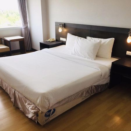 Sinkiat Buri Hotel Satun Exterior photo